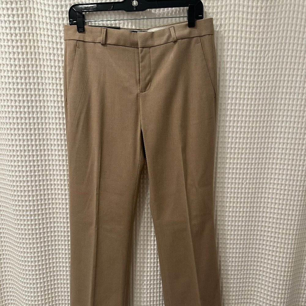 Banana Republic beige trousers, size 6, Logan cut, brand new with tags